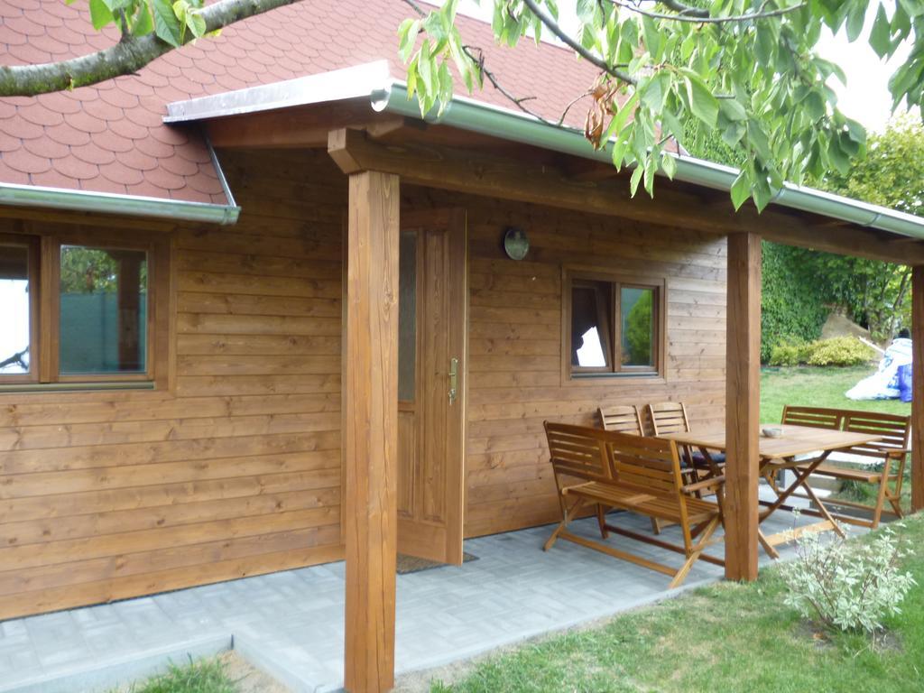 Apartman Relax-Chatka A Apartman Mikulov Exterior photo